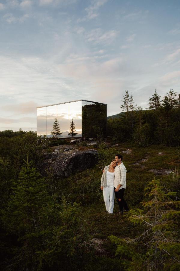 Wonderinn Arctic Utstrand Exterior foto